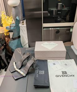 Givenchy (latest official packaging package, equipped with a 24 year G-patterned pink heart-ys0cf2op