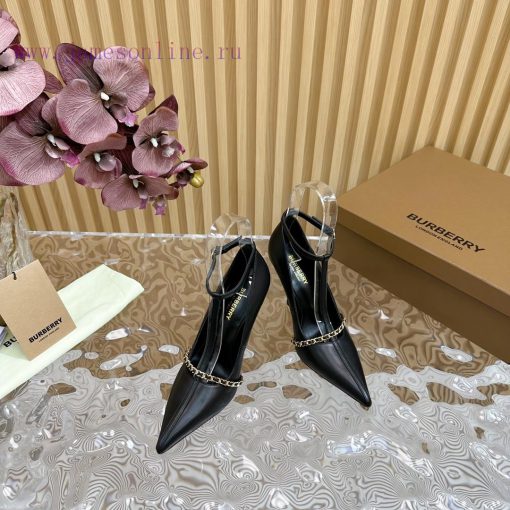 Burberry releases new styles for spring/summer 2024, featuring lazy, retro, elegant, and intd7w9fy8o - Image 9