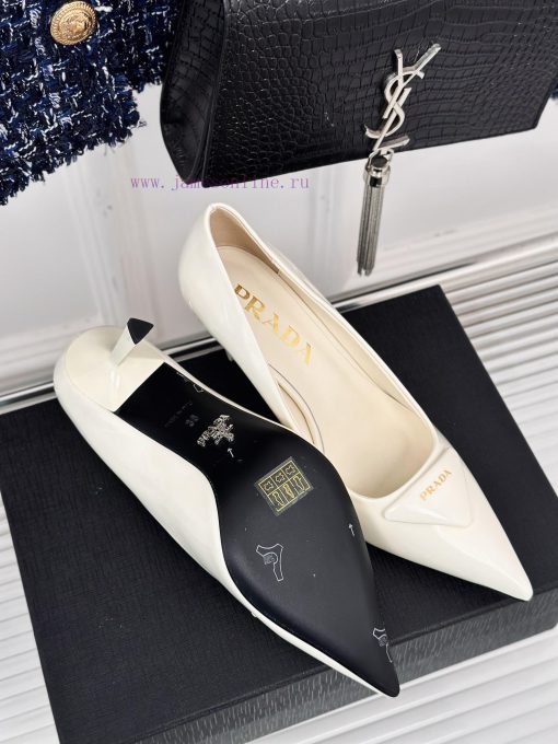 PRADA/PRADA Classic Spring/SummerTriangle logo sandals single shoe seriesThe simple design ij1q0iid0 - Image 10