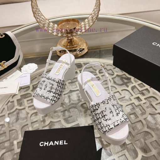 Chanel SS24 new arrival~Chanel classic wedge sandals with classic colors for spring and summnnxoc8wg - Image 3