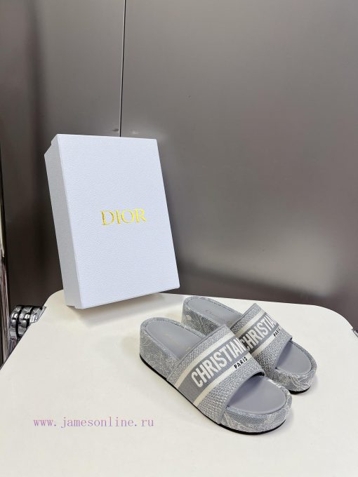 Top tierDior Classic Cotton 3D Stereoscopic Embroidery Printed Thick Bottom Cool Slippers Loetkg38z0 - Image 3