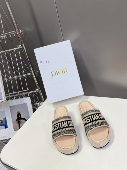 Top tierDior Classic Cotton 3D Stereoscopic Embroidery Printed Thick Bottom Cool Slippers Lomlm6wy9n