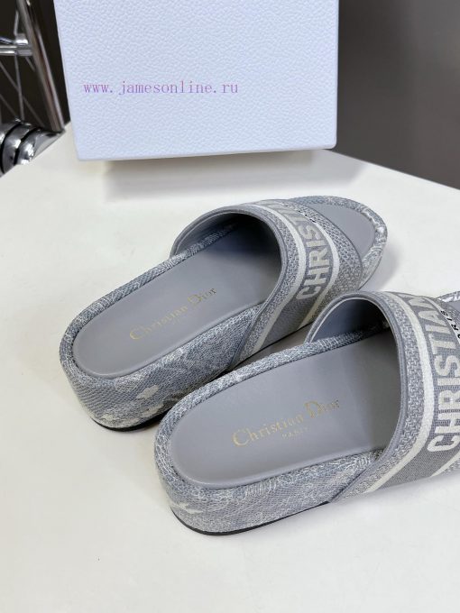 Top tierDior Classic Cotton 3D Stereoscopic Embroidery Printed Thick Bottom Cool Slippers Loetkg38z0 - Image 8