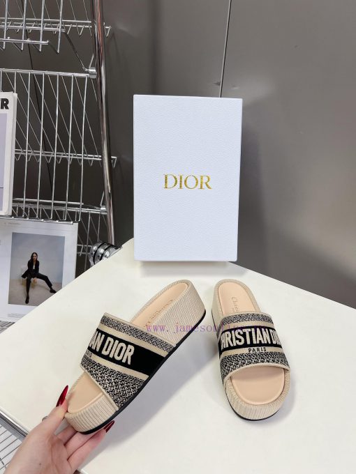 Top tierDior Classic Cotton 3D Stereoscopic Embroidery Printed Thick Bottom Cool Slippers Lomlm6wy9n - Image 5