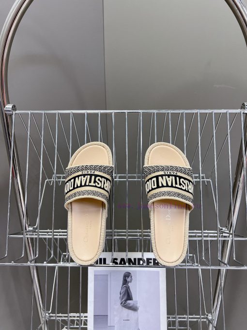 Top tierDior Classic Cotton 3D Stereoscopic Embroidery Printed Thick Bottom Cool Slippers Lomlm6wy9n - Image 7