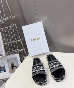 Top tierDior Classic Cotton 3D Stereoscopic Embroidery Printed Thick Bottom Cool Slippers Lokxaisg9e