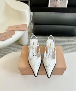Miumiu 24 new shallow back empty sandalsComfortable and not monotonous, the material is softur1omgm5