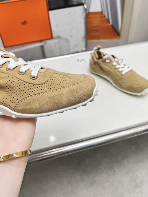 Top tierHermes 2024 Spring/Summer Fashion Show In Series German Training Shoes Hot New Releaokxdlxae - Image 8