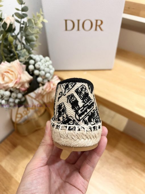 Top Original 11 RemakesDior 2023 Spring/Summer New CollectionPattern ‮ Flower lifting ‬ Thorzesnrgft - Image 10
