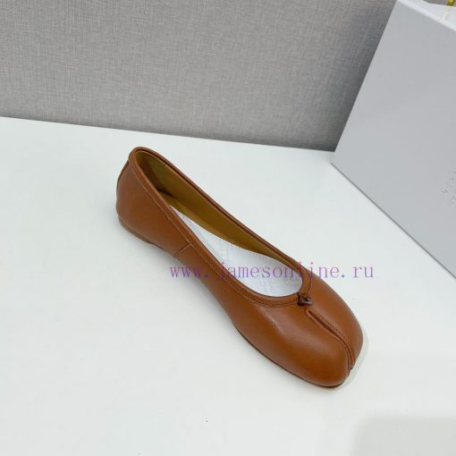 Upgraded version, MaisonMargiela Martin Margiela, a classic split toe single shoe Half a tra4dnydeap - Image 6