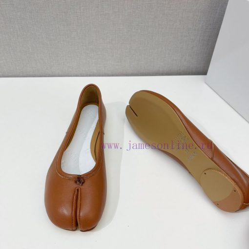 Upgraded version, MaisonMargiela Martin Margiela, a classic split toe single shoe Half a tra4dnydeap - Image 7