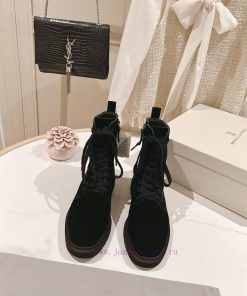 . The highest quality Brunello Cucinelli in the market is inspired by the classic design of i8j70s7i