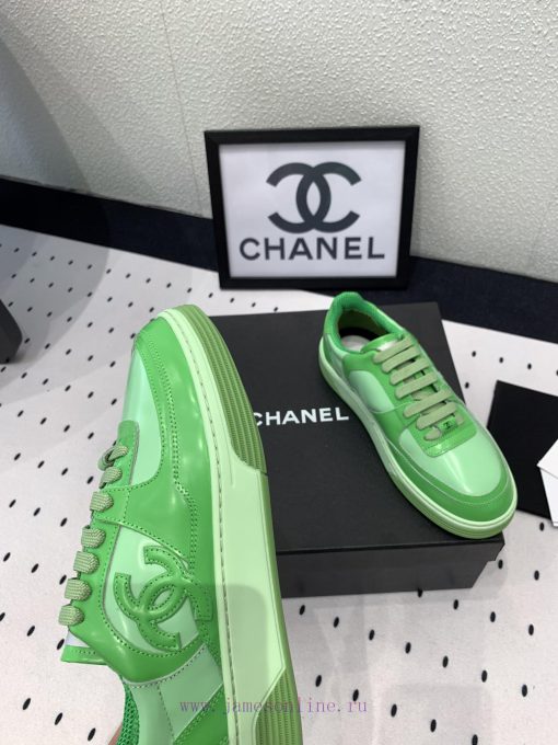 Chanel's new panda sports shoes feature top-notch and ultra complex craftsmanship. The origidiwnfe43 - Image 5
