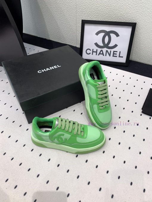 Chanel's new panda sports shoes feature top-notch and ultra complex craftsmanship. The origidiwnfe43 - Image 9