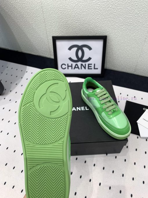 Chanel's new panda sports shoes feature top-notch and ultra complex craftsmanship. The origidiwnfe43 - Image 10