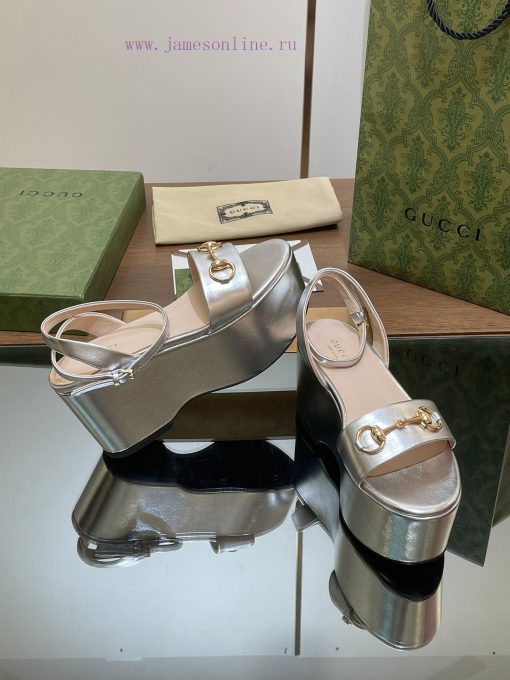 Gucci/Gucci2024 Summer New Product Waterproof Platform Saddle Buckle, Horse Hook Buckle Sandnqly7feh - Image 9