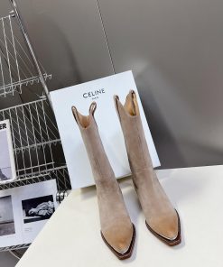 CELINE's latest fashion boots for the runway show are a fashion blogger's favorite item for hf2zk7ri
