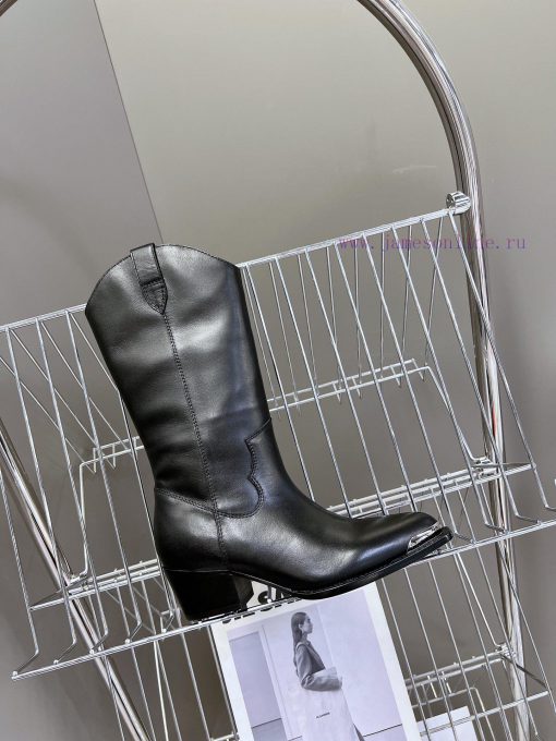CELINE's latest fashion boots for the runway show are a fashion blogger's favorite item for obs7x39e - Image 6