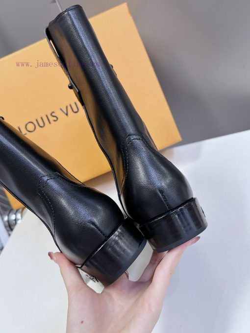 Louis Vuitton LV Donkey Home Autumn/Winter Fashion Show New Western Cowboy Boots This boot ils3hcs1x - Image 10