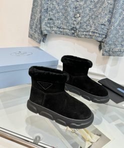 Prada Rocket Snow Boots Ski Boots are beautiful, cute and explosive → _ → From Prada's limitnmpueu9q