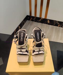 Versace Versace 𝟐𝟎𝟐𝟒/𝐒𝐒, Medusa bow high heels with Medusa bow decoration on the front______h9vtw4o7