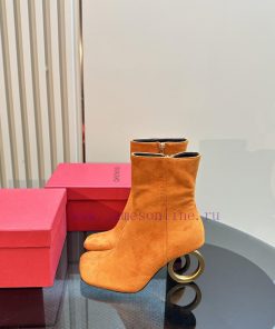 FERRAGAMO square toe fashion bootsUnique sculptural heel with same tone finish, adorned withap6hlehh