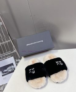 Alexander Wang's wool slippers are so beautiful~It's hard not to love themBLING BLING autumngmqassdc