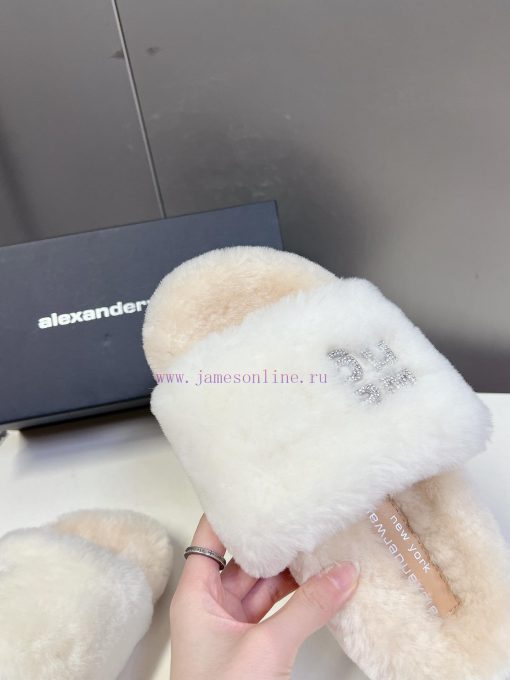 Alexander Wang's wool slippers are so beautiful~It's hard not to love themBLING BLING autumnl4m2yzti - Image 8
