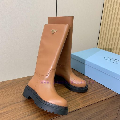 The classic design of Prada autumn and winter boots, with texture and details that fill the 92qdf5c6 - Image 5
