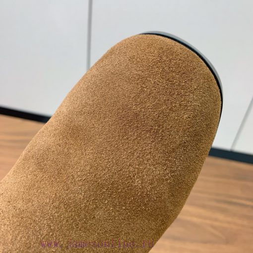 Prada autumn and winter thick heeled long boots have a high-end and atmospheric appearance. iuo961ua - Image 9