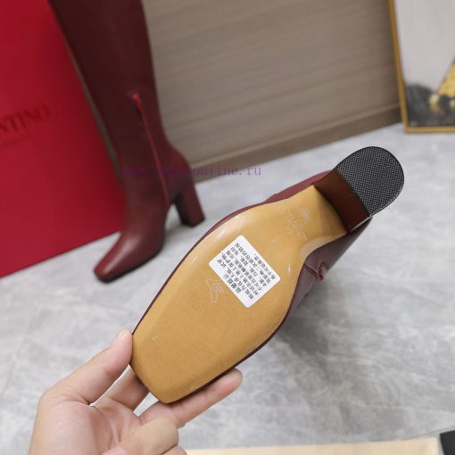 Purchasing grade24ss Autumn/Winter New Valentino Square Head V-Button Knight BootsValentino'qtc0v4gy - Image 8