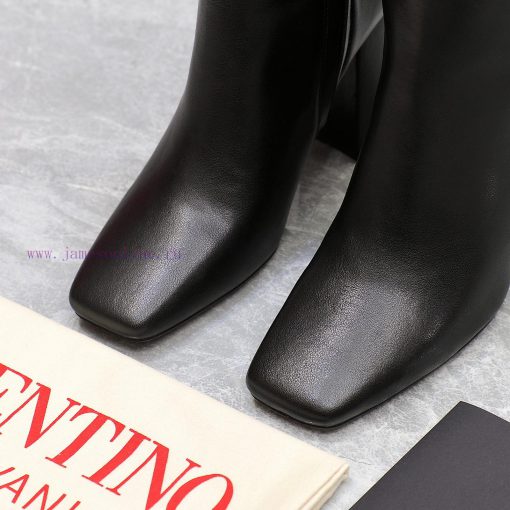 Purchasing grade24ss Autumn/Winter New Valentino Square Head V-Button Knight BootsValentino'169sfulv - Image 5