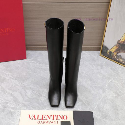 Purchasing grade24ss Autumn/Winter New Valentino Square Head V-Button Knight BootsValentino'169sfulv - Image 6
