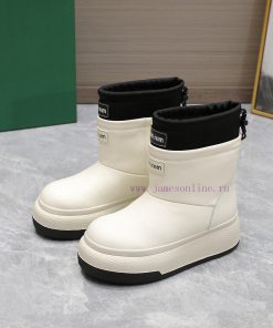 The modelFashionable and trendy thick soled snow boots24SS autumn and winter thick soled furevcpuulo