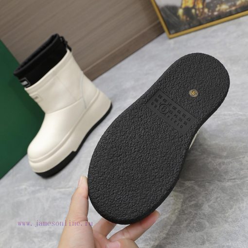 The modelFashionable and trendy thick soled snow boots24SS autumn and winter thick soled furevcpuulo - Image 9