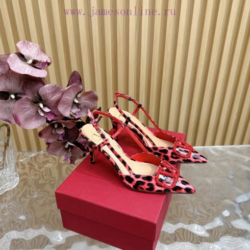 Valentino's newly developed diamond buckle patent leather high-heeled sandals series————————6uihznwn