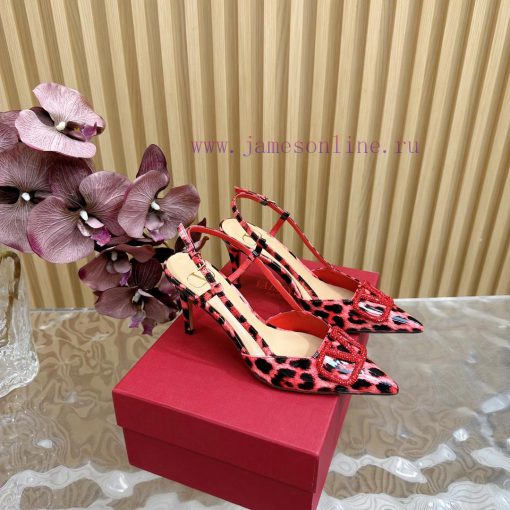 Valentino's newly developed diamond buckle patent leather high-heeled sandals series————————6uihznwn - Image 2