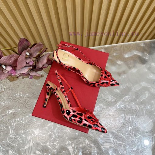 Valentino's newly developed diamond buckle patent leather high-heeled sandals series————————6uihznwn - Image 3