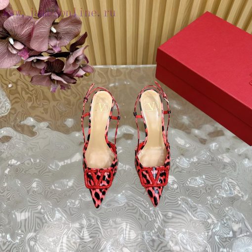 Valentino's newly developed diamond buckle patent leather high-heeled sandals series————————6uihznwn - Image 5