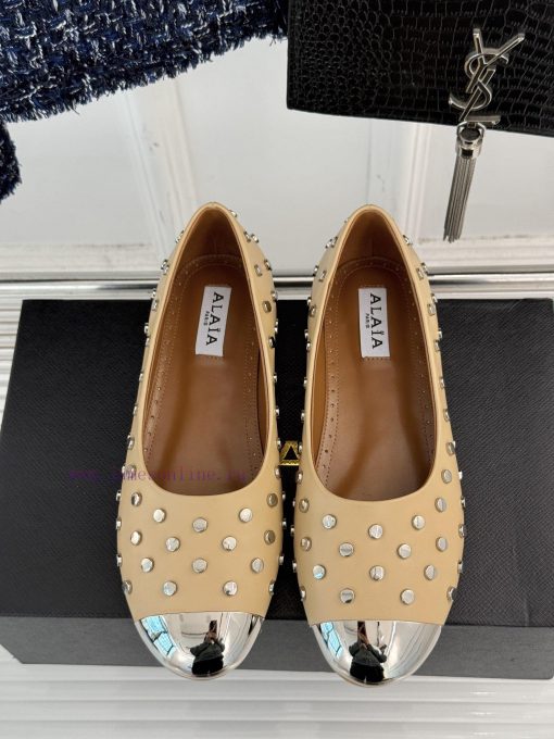 AlAIA | AlAIA 25ss Early Spring New ProductRivet metal head flat bottomed single shoeThis se4fuycknk - Image 5