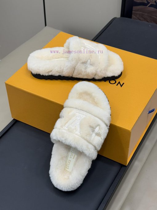 Top qualitylv fw24 new arrival～LV 24 autumn/winter new fur slippersCute and exquisite, comfo0s50qo9c - Image 5