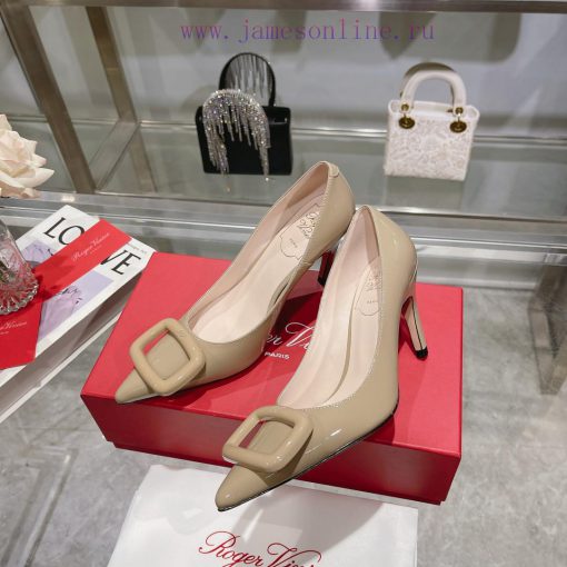 This Viv 'Choc Lacquer Buckle High Heel is handmade in shiny patent leather, embellished wit60q0am78 - Image 7