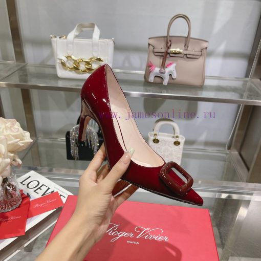 This Viv'Coc Lacquer Buckle High Heel is handmade in shiny patent leather, embellished with wpd2ror2 - Image 5