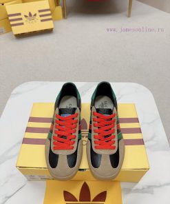 . The Guccix adidas Original cross-border collaboration German training sports shoe featuresnyb6126v