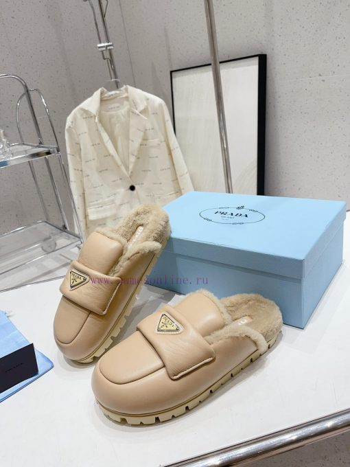 The Prada 23 autumn and winter fur slippers collection is great for every style and color of304fdxts - Image 5