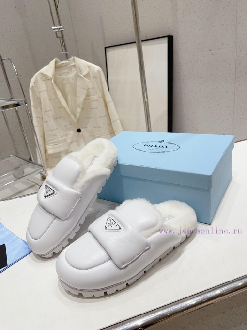Prada's autumn/winter 23 fur slippers collection is great for every style and color of the o40ws6tzg - Image 5