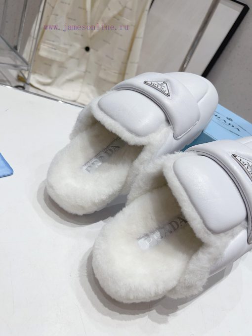 Prada's autumn/winter 23 fur slippers collection is great for every style and color of the o40ws6tzg - Image 8