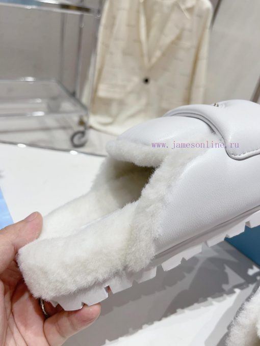 Prada's autumn/winter 23 fur slippers collection is great for every style and color of the o40ws6tzg - Image 9
