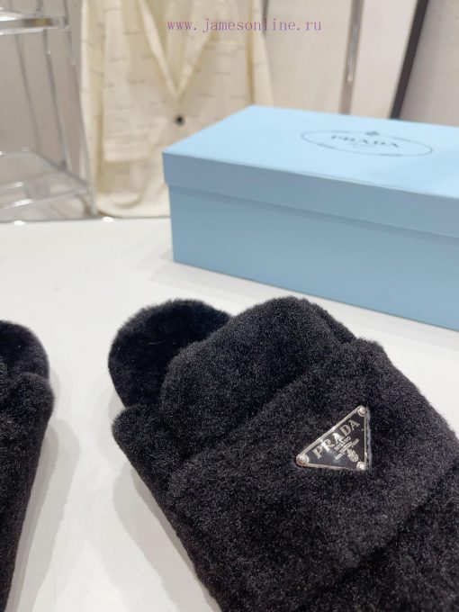 Prada's autumn/winter 23 fur slippers collection is great for every style and color of the owtf53ltl - Image 8