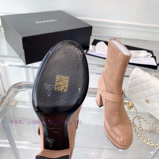 Chanel's new short boots are a fashionable and casual style that is really worth buying. The6gd9bojr - Image 10